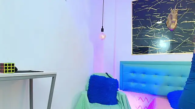 gabriela cortez online show from 09/25/25, 12:20