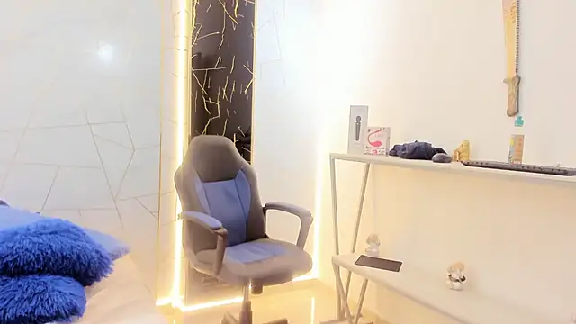 gabriela cortez online show from 02/25/26, 02:43