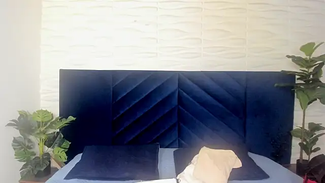 Snapshot of tim__fox chatting on 06/15/26, 11:56 tim fox online show from 06/15/26, 11:56