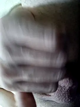 CSantiago01 online show from 03/10/25, 11:38