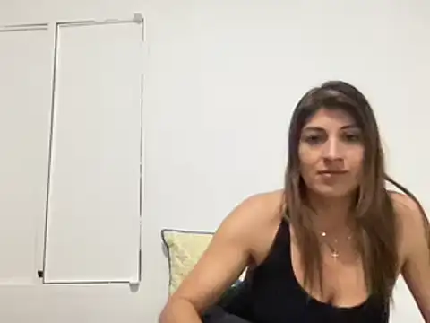 LunaBeya online show from 02/25/25, 01:20