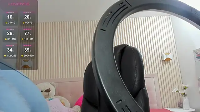 Luceroooo online show from 03/18/25, 12:25