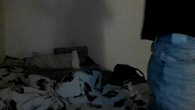 allnaked00 online show from 04/17/26, 11:30