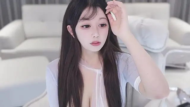 Snapshot of Olga_16888 chatting on 03/03/25, 04:47 Olga 16888 online show from 03/03/25, 04:47