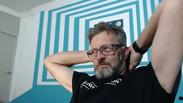 itsmeyes69 online show from 02/27/25, 08:53