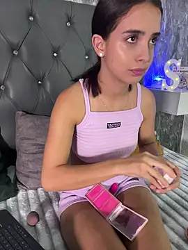 StefanyRousse online show from 06/03/26, 08:47