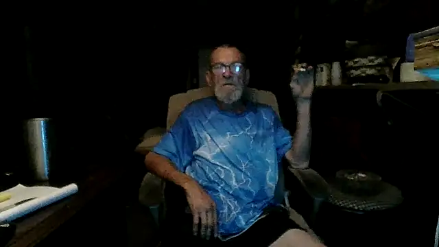 Snapshot of Aldick68 chatting on 06/21/26, 06:38 Aldick68 online show from 06/21/26, 06:38
