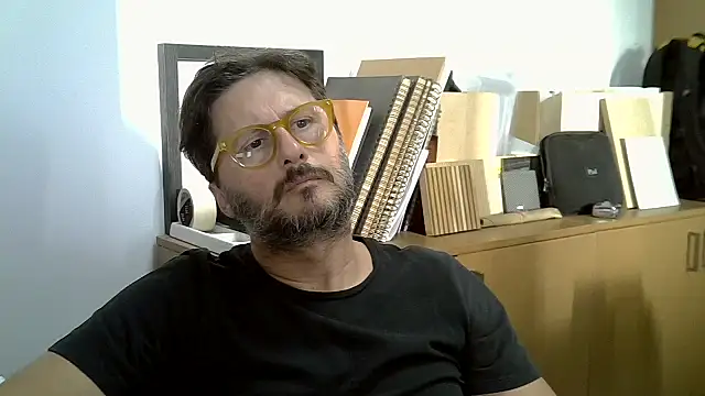 Cellino4 online show from 10/10/25, 03:44