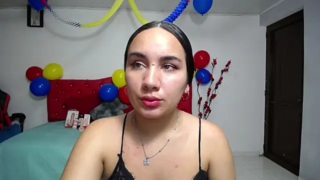 Snapshot of Maylin_horny19 chatting on 06/19/26, 03:11 Maylin horny19 online show from 06/19/26, 03:11
