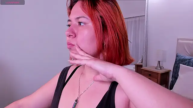 zoes milee online show from 02/04/25, 11:27