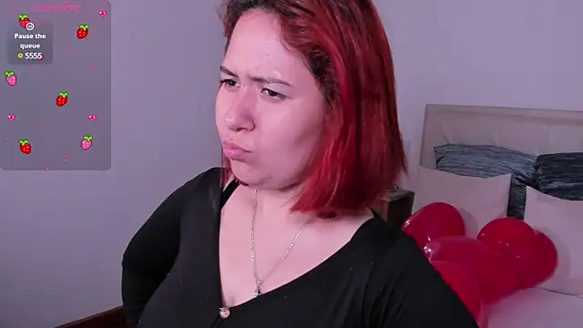 zoes milee online show from 02/14/25, 11:21