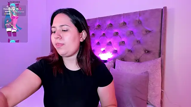 zoes milee online show from 10/16/25, 11:33