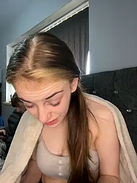 Snapshot of VioletxBlue chatting on 09/14/25, 09:08 VioletxBlue online show from 09/14/25, 09:08