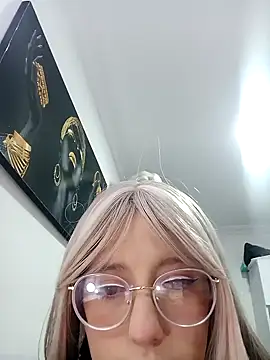 SussanHottye1  online show from 02/03/25, 10:47