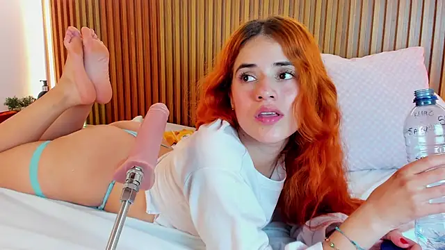 alliss ginger  online show from 01/19/25, 09:33