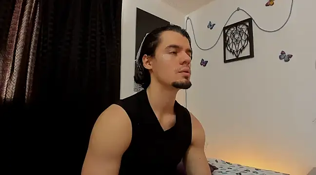 Snapshot of maxi_styles chatting on 02/07/25, 08:10 maxi styles online show from 02/07/25, 08:10