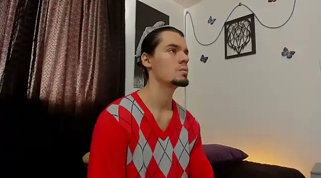 Snapshot of maxi_styles chatting on 02/24/25, 07:41 maxi styles online show from 02/24/25, 07:41