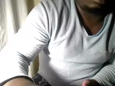 Snapshot of Dube501 chatting on 02/25/25, 09:02 Dube501 online show from 02/25/25, 09:02