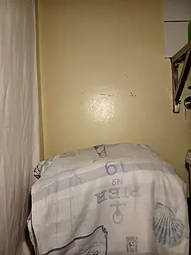 Snapshot of Dube501 chatting on 09/15/25, 05:24 Dube501 online show from 09/15/25, 05:24