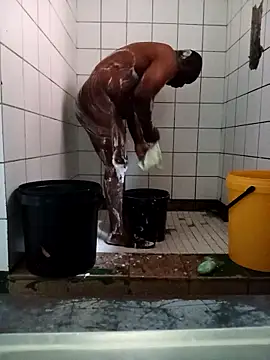 Snapshot of Dube501 chatting on 09/17/25, 06:04 Dube501 online show from 09/17/25, 06:04