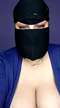 Snapshot of shosho500500 chatting on 11/27/25, 08:05 shosho500500 online show from 11/27/25, 08:05