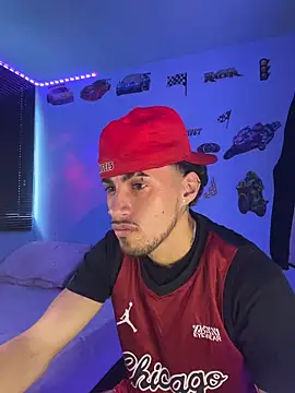 Snapshot of Neymar_jr11-collinss chatting on 10/20/25, 07:47 Neymar jr11-collinss online show from 10/20/25, 07:47