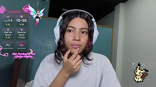 Lovelyamyy online show from 10/26/25, 11:09