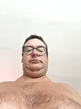 Snapshot of MountJohnXL chatting on 03/08/26, 02:04 MountJohnXL online show from 03/08/26, 02:04