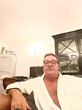 Snapshot of MountJohnXL chatting on 04/04/26, 11:46 MountJohnXL online show from 04/04/26, 11:46