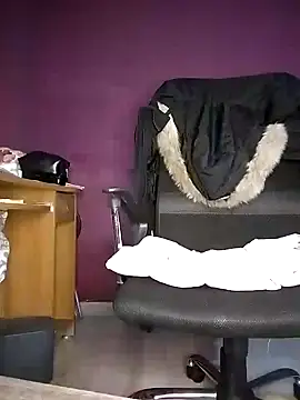 Akemi rossi online show from 01/15/25, 06:29