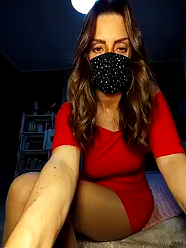 Akemi rossi online show from 04/18/26, 07:07