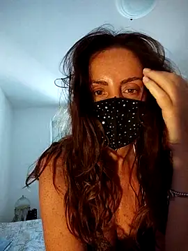 Akemi rossi online show from 06/28/26, 06:52