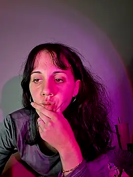 w4xxita online show from 05/12/26, 02:41