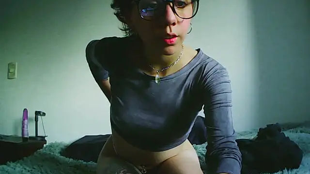 w4xxita online show from 05/26/26, 07:43