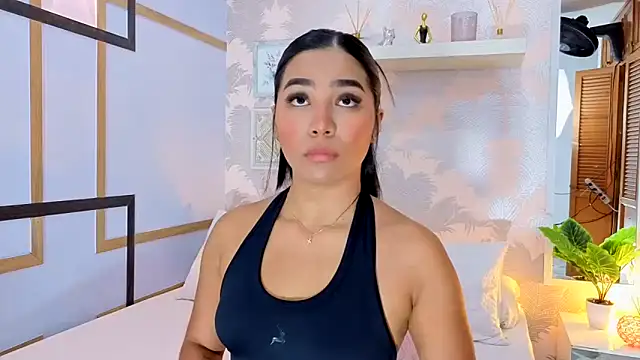 CharlotteGraay online show from 11/19/25, 07:36