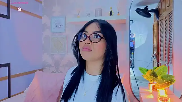 CharlotteGraay online show from 03/17/26, 07:39