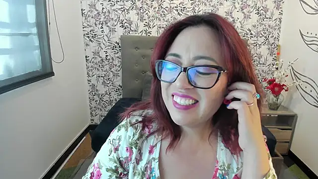 Victoria Adamns online show from 02/26/25, 03:08