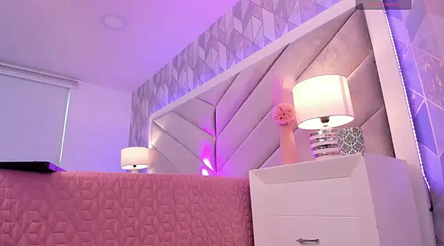 Sara  collins   online show from 02/21/25, 12:17