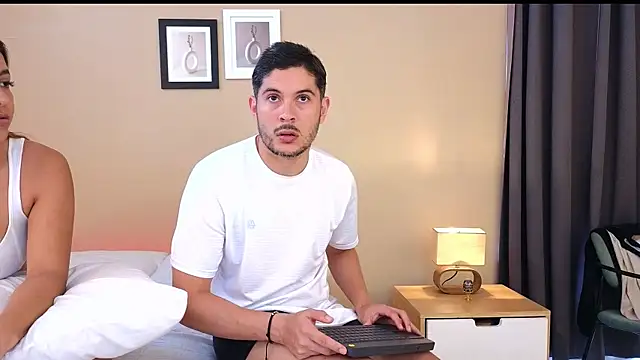 Snapshot of mr_danni chatting on 01/10/25, 06:06 mr danni online show from 01/10/25, 06:06