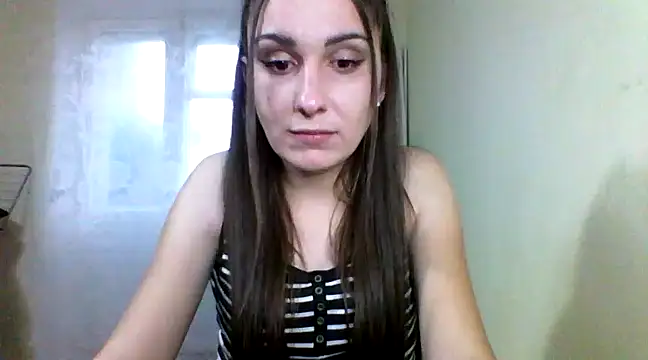 Snapshot of Yuliia30 chatting on 01/11/25, 01:22 Yuliia30 online show from 01/11/25, 01:22