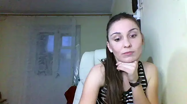 Snapshot of Yuliia30 chatting on 01/12/25, 02:30 Yuliia30 online show from 01/12/25, 02:30