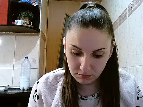 Yuliia30 online show from 04/15/26, 07:10