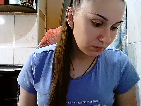 Yuliia30 online show from 07/17/26, 04:45