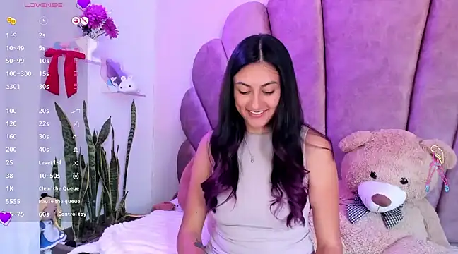 sweetfoxy 17 online show from 01/30/25, 05:28