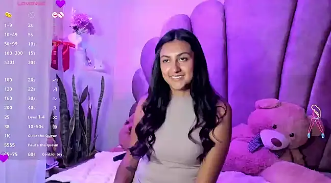 sweetfoxy 17 online show from 01/30/25, 11:34