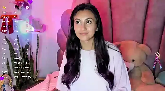 sweetfoxy 17 online show from 02/01/25, 11:16