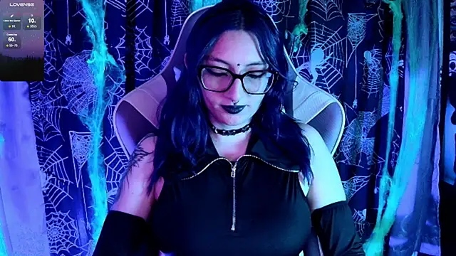 Kimlennox  online show from 10/28/25, 01:47