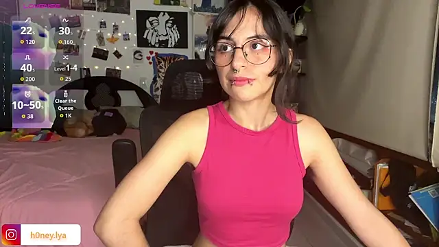 B0nnie H0ney online show from 03/18/26, 01:09