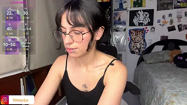 B0nnie H0ney online show from 06/27/26, 01:54