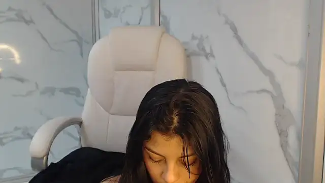 Snapshot of Salmaportman69 chatting on 02/22/25, 07:56 Salmaportman69 online show from 02/22/25, 07:56